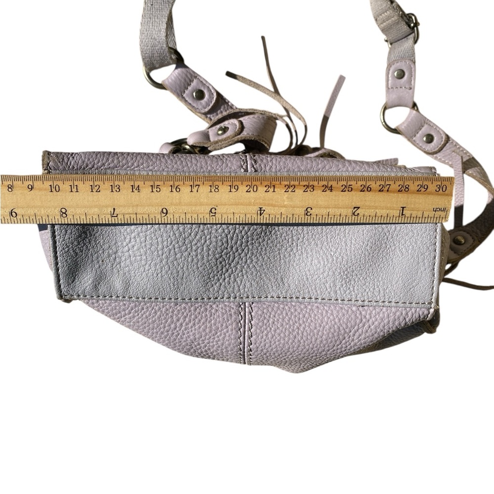 The Sak Exclusive Lavender Studded Leather Shoulder Bag adjustable strap. - Picture 4 of 14